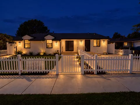 7039 12 Quartz Ave #NA, Winnetka, CA 91306