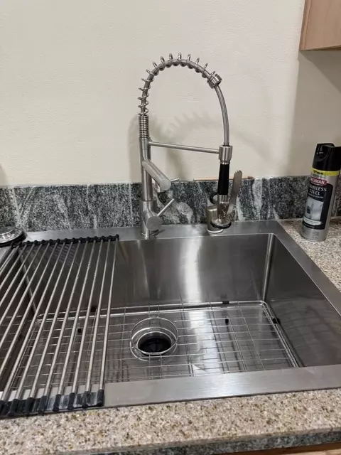 3211 Lemon Ave #B, Signal Hill, CA 90755
