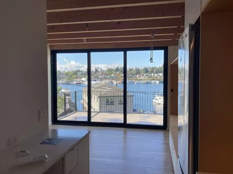 2950 Fairview Ave E #C2, Seattle, WA 98102