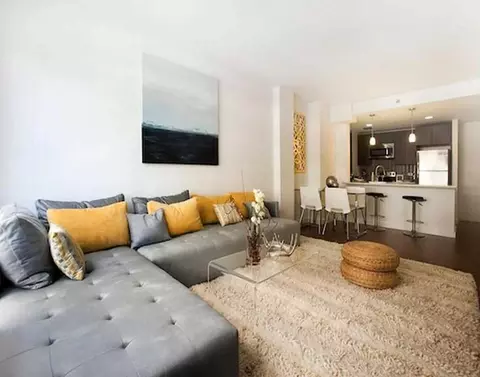 260 W 26th St #14O, New York, NY 10001