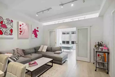 90 William St #G32, New York, NY 10038