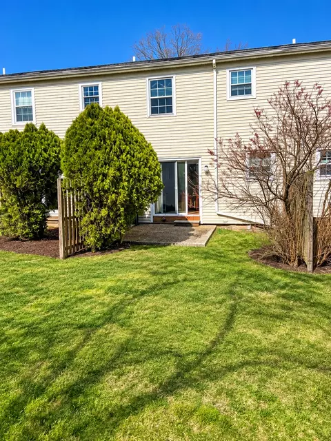 25 Court St #25, Stamford, CT 06902