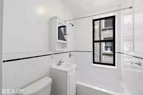 206 Rivington St #1F, New York, NY 10002