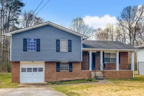 6485 Cedar Hurst Trl, College Park, GA 30349