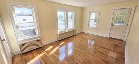 173 Pearl St #1, Essex Junction, VT 05452
