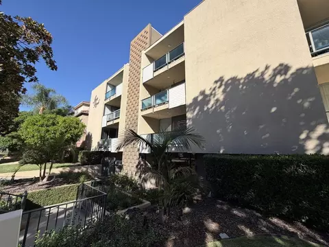 420 N Louise St, Glendale, CA 91206