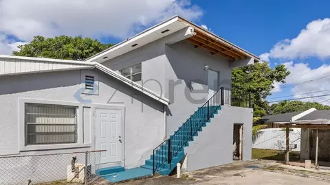 1233 NW 101st St, Miami, FL 33147