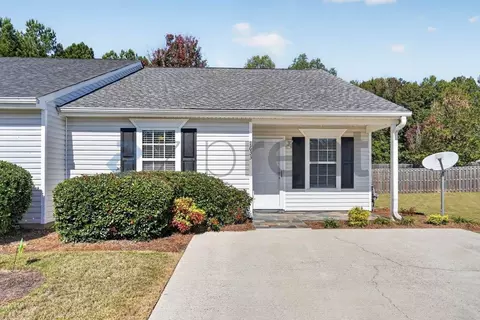 1633 Summerwoods Cir, Griffin, GA 30224
