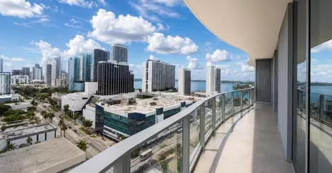 1400 Biscayne Blvd #1807, Miami, FL 33132