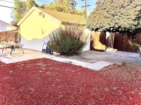 12415 Chandler Blvd, Valley Village, CA 91607