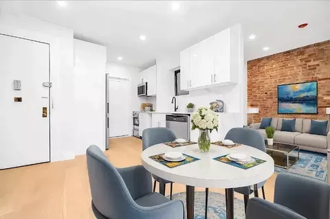 143 Ludlow St #3A, New York, NY 10002