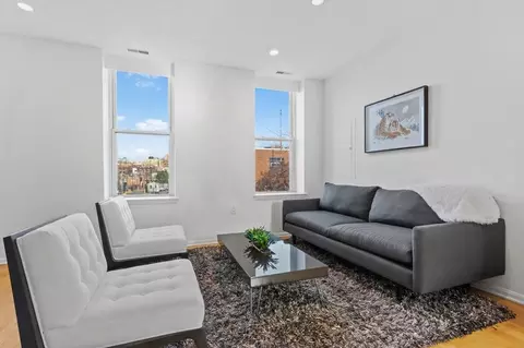 1316 S St NW #1696378P, Washington, DC 20009