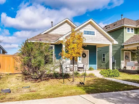 1174 Esplanade Pkwy, San Marcos, TX 78666