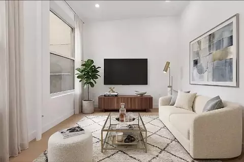 246 E 53rd St #3D, New York, NY 10022