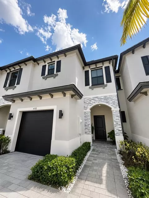452 NW 203rd Ter, Miami Gardens, FL 33169