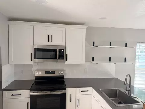 802 E North Bay St #NA, Tampa, FL 33603