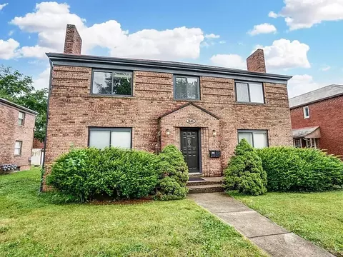 1446 W 6th Ave, Grandview Heights, OH 43212