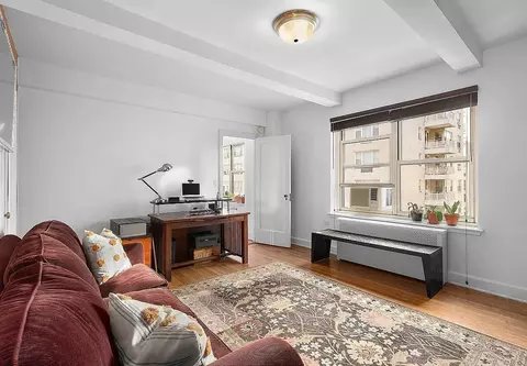 400 E 52nd St, New York, NY 10022