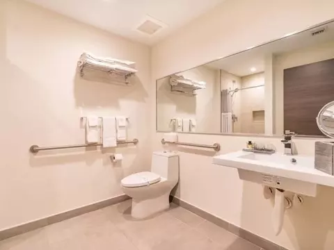 N Ocean Dr, Hollywood, FL 33019 photo 50