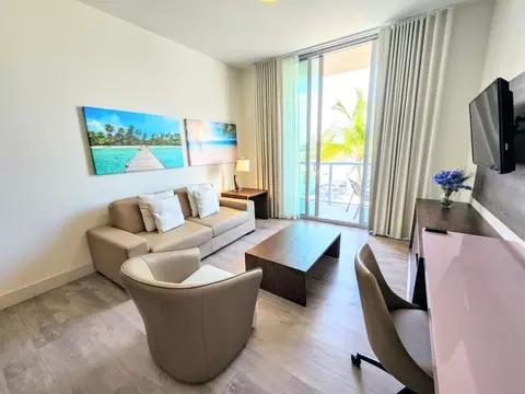 N Ocean Dr, Hollywood, FL 33019