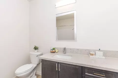 925 W Lathrop Rd, Manteca, CA 95336 photo 18