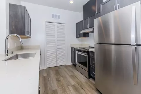 925 W Lathrop Rd, Manteca, CA 95336 photo 2