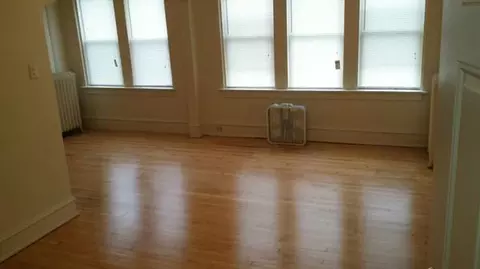 2319 W Michigan St, Milwaukee, WI 53233