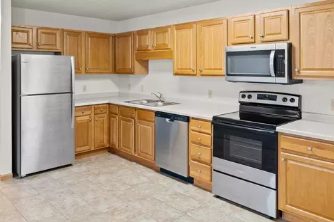 970 Linden Dr, Holmen, WI 54636