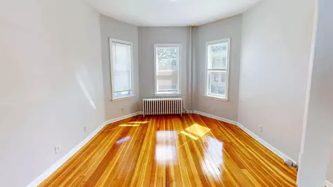 52 Sumner St, Revere, MA 02151