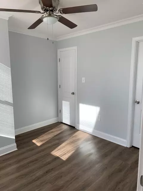 4626 Reisterstown Rd, Baltimore, MD 21215 photo 3