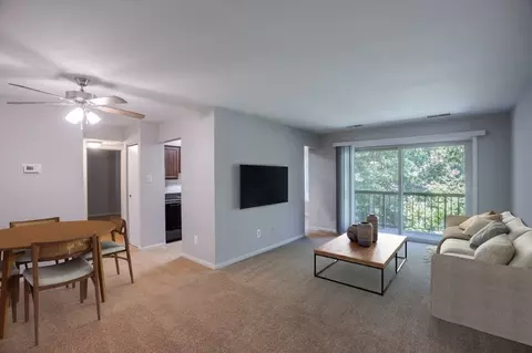 11542 February Cir #104, White Oak, MD 20904 photo 2