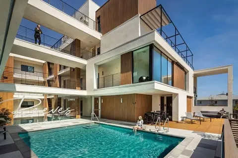 1415 Reeves St, Los Angeles, CA 90035