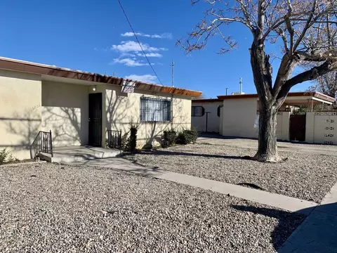 444 Florida St SE, Albuquerque, NM 87108