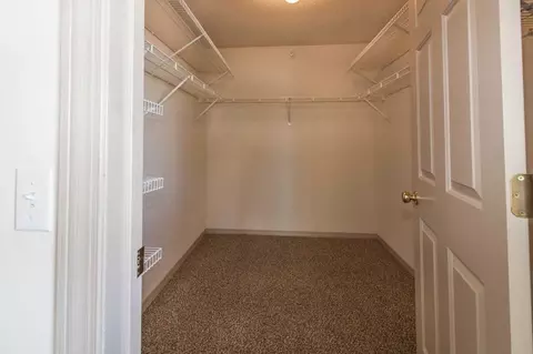 15600 Galaxie Ave, Apple Valley, MN 55124