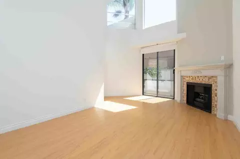 3650 Midvale Ave, Los Angeles, CA 90034