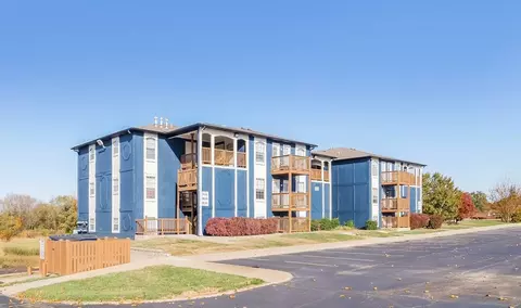 504 NE Chipman Rd, Lees Summit, MO 64063 photo 25