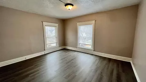 119 Sutton St SW, Grand Rapids, MI 49507