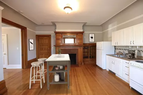 103 Summer St, Haverhill, MA 01830