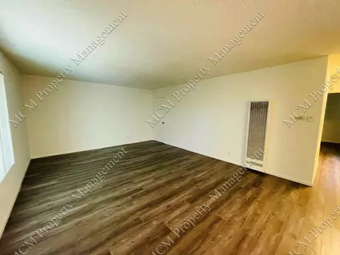 11260 Westminster Ave, Los Angeles, CA 90066