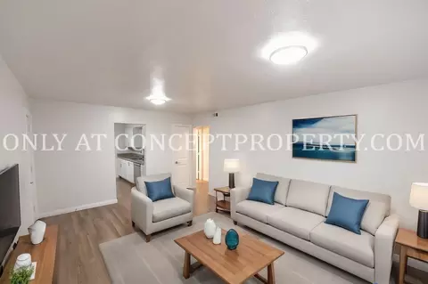 943 Chapel Dr, Bountiful, UT 84010 photo 2