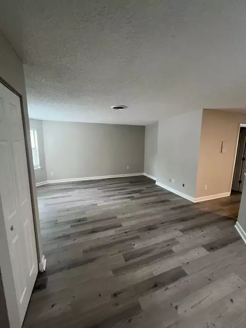 415 W 10th St, Charlotte, NC 28202