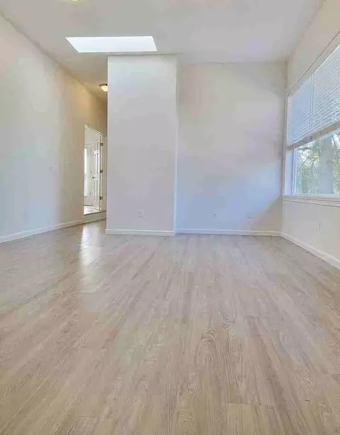 2405 Pacific Ave, Forest Grove, OR 97116
