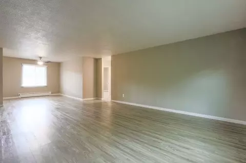 295 3rd St, Lake Oswego, OR 97034