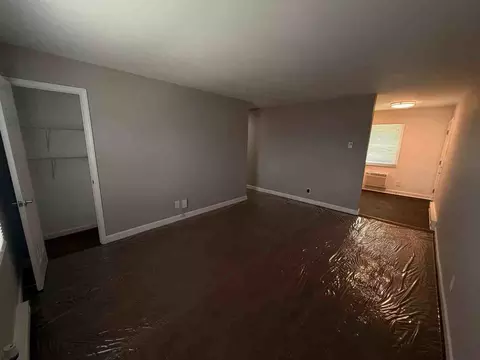 Conway Ave, Charlotte, NC 28209