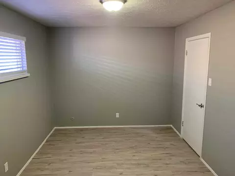 9416 Lexington Ave NE, Albuquerque, NM 87112