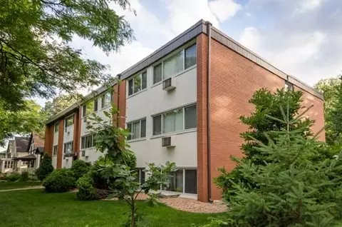 2832 Humboldt Ave S, Minneapolis, MN 55408