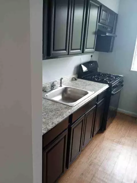 1550 27th St SE, Washington, DC 20020