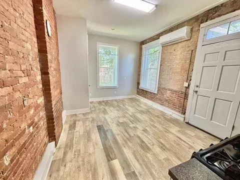 524 N 26th St, Louisville, KY 40212
