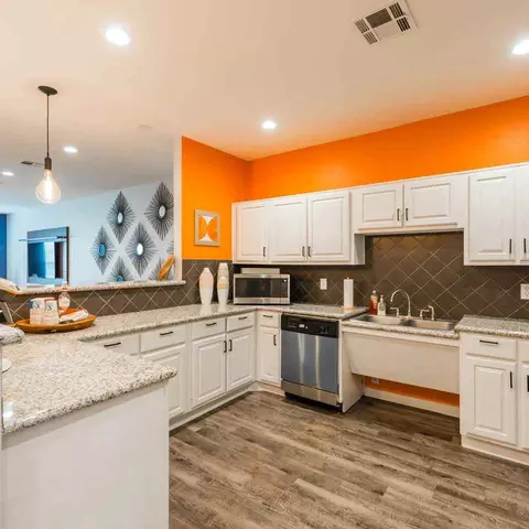 6060 Greens Rd, Humble, TX 77396