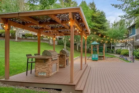 304 118th Ave SE, Bellevue, WA 98005 photo 37